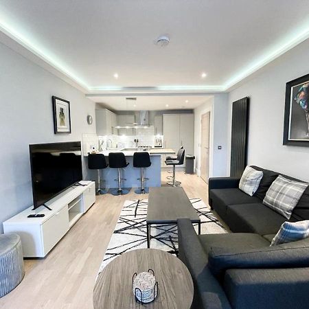 Modern 3 Bedroom Apartment, West End Edinburg Exteriör bild