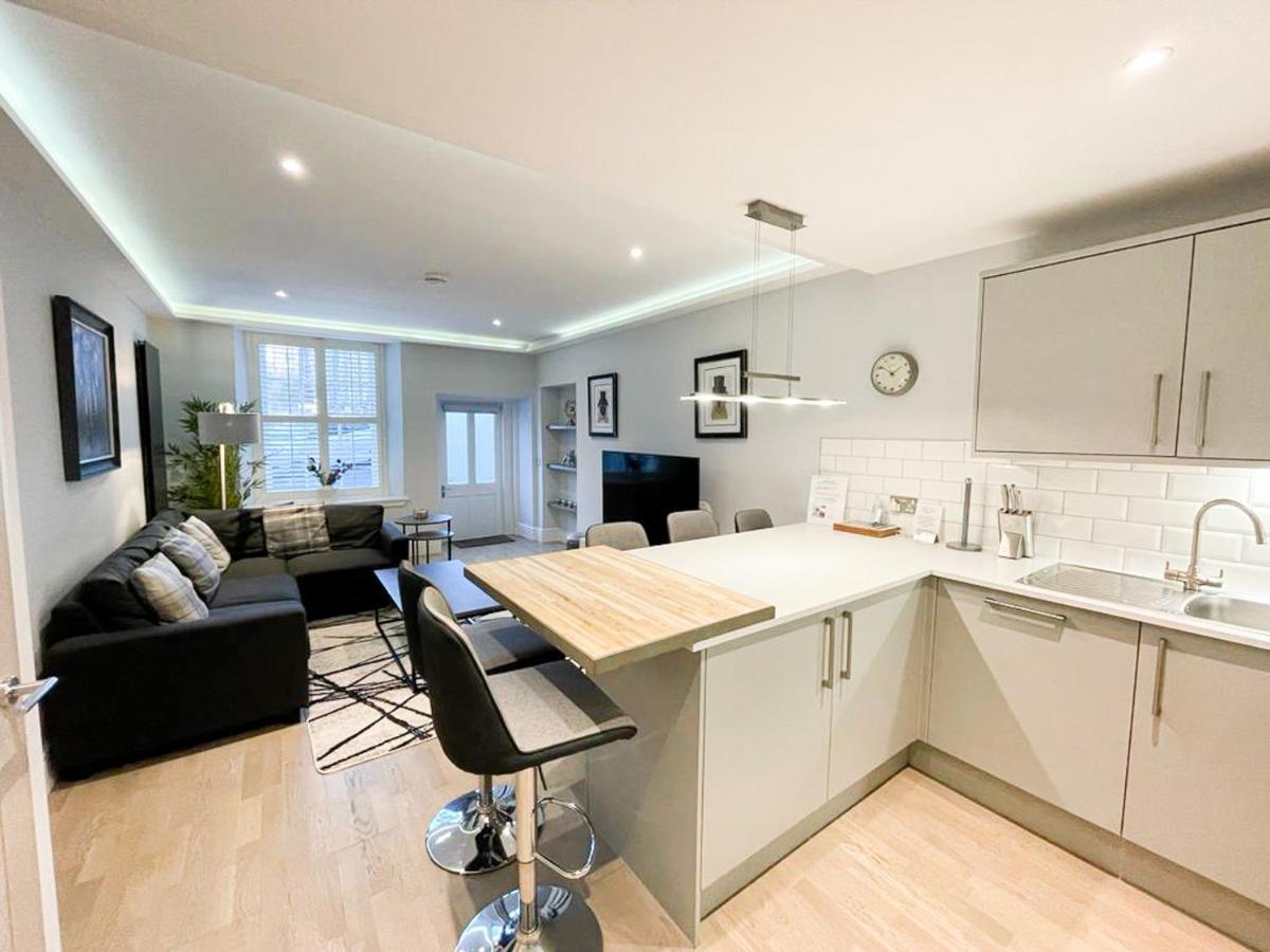 Modern 3 Bedroom Apartment, West End Edinburg Exteriör bild